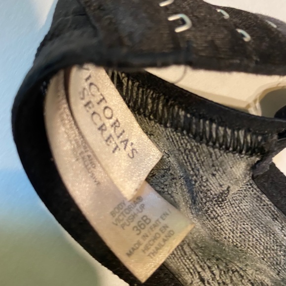 Victoria’s Secret Lot of black Lacey Bra/panty Set - Picture 8 of 8